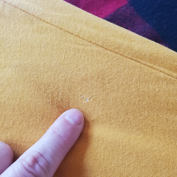 🚫 Donated 🚫 Stripe yellow pants : damage noted - Picture 8 of 9